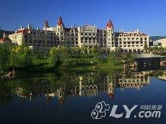 辽阳碧湖温泉度假村