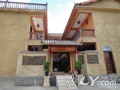 普者黑月半湾客栈