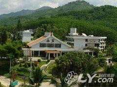五指山旅游山庄