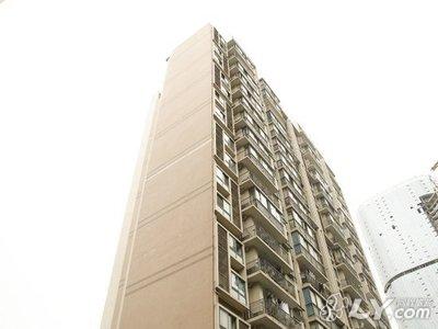 成都市成华区龙潭街道办事处丛树社区居民委员会附近宾馆