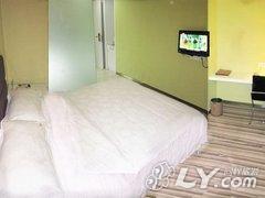 502aaaace5e14506b4781ef7e0bb3d28_240x180_01.jpg